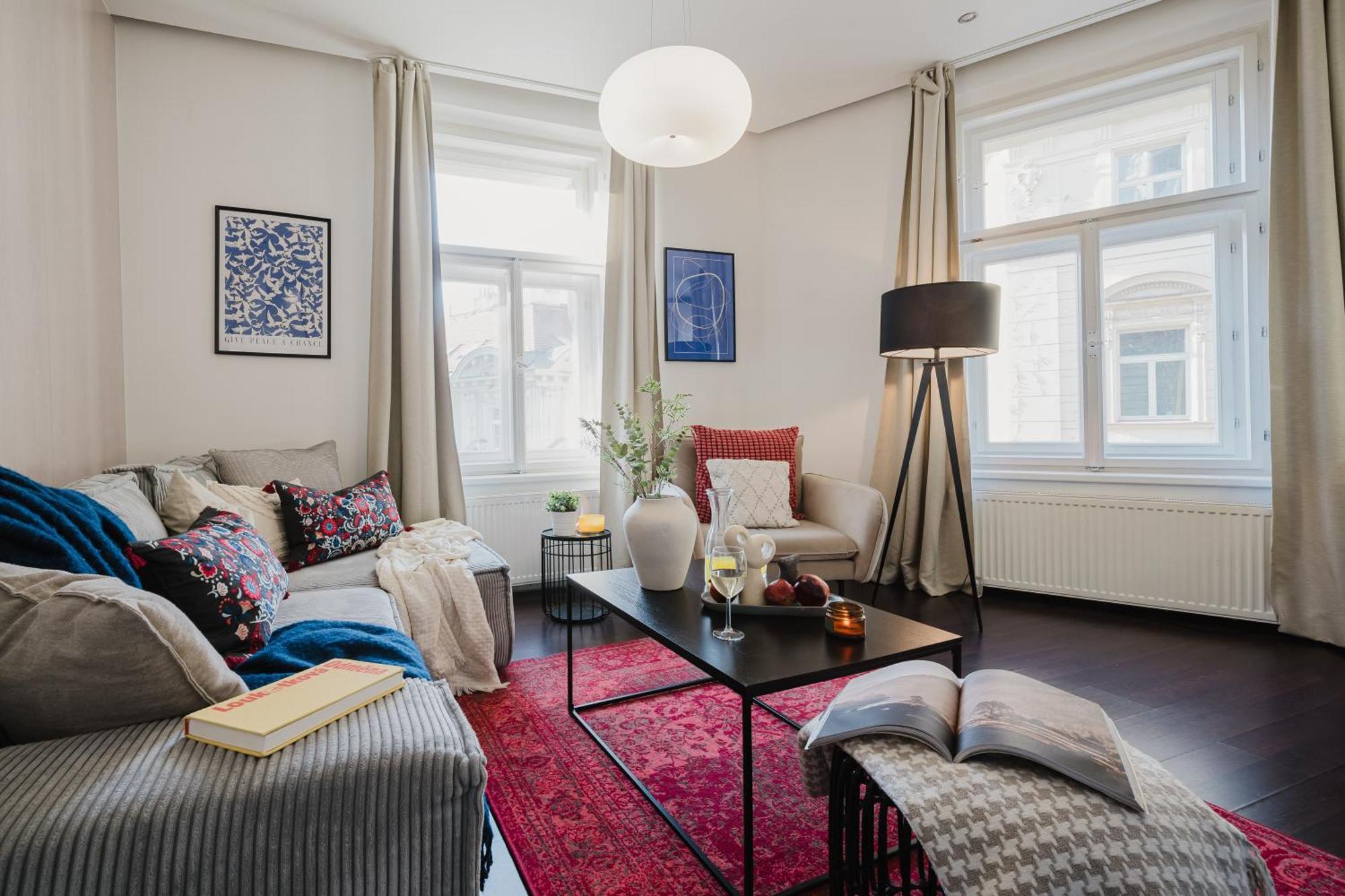 Apartmán Days - Stylish - Netflix - Hip District *